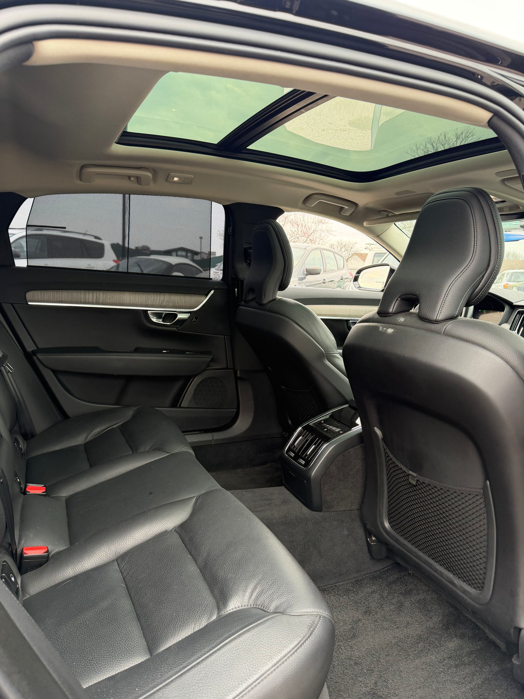 2023 VOVLO S90 B6